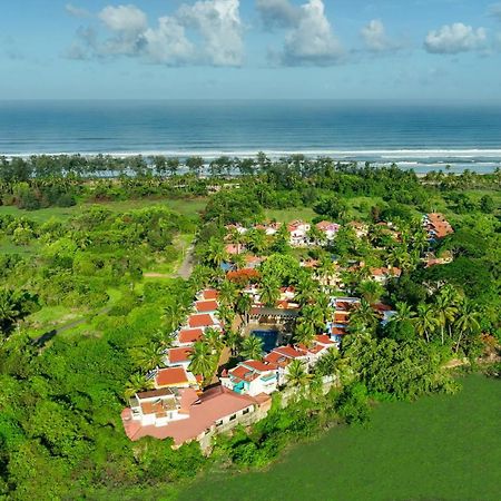 Country Inn Goa Varca Beach - 2 Minutes Walk To The Beach Eksteriør billede