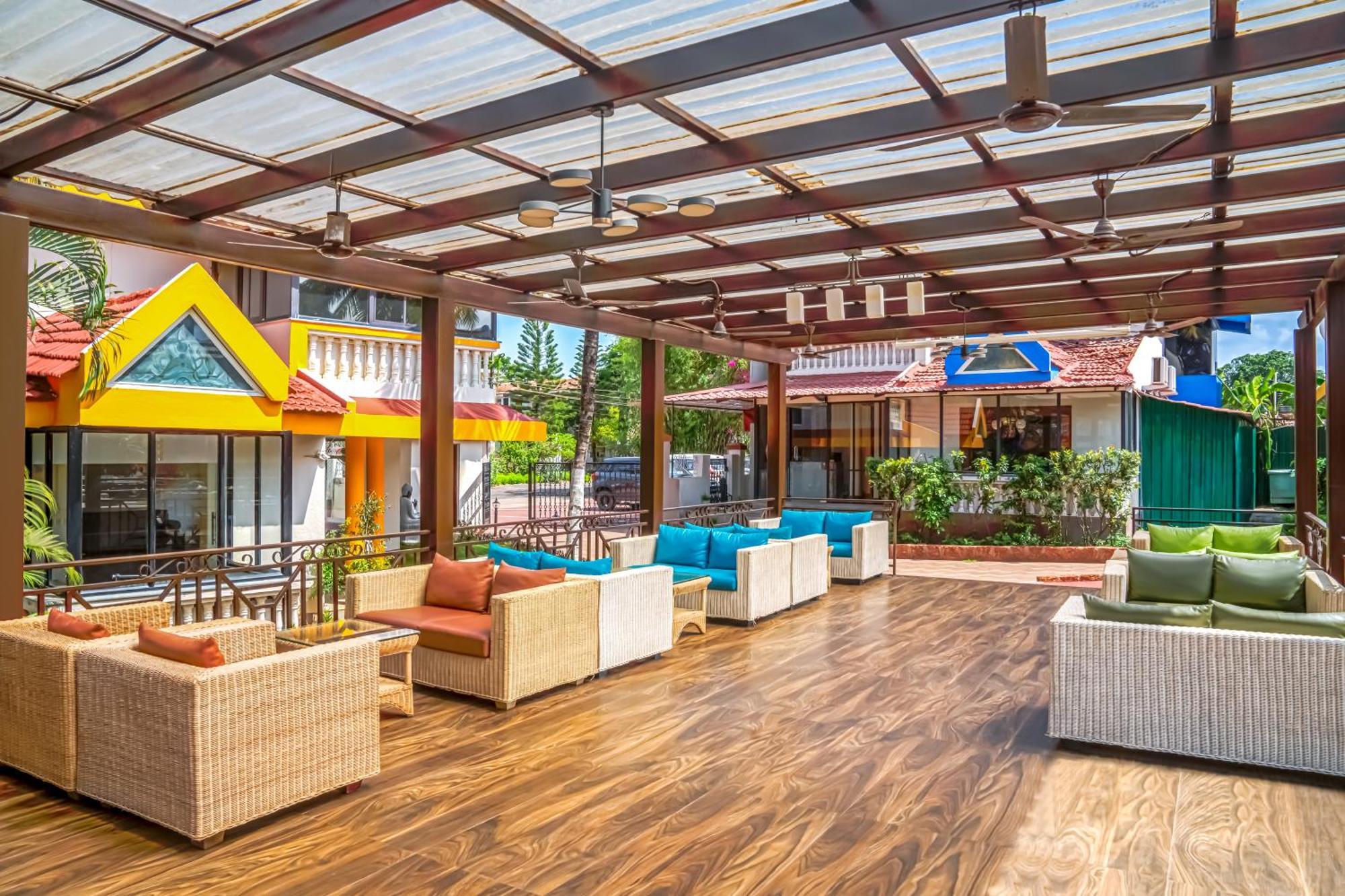 Country Inn Goa Varca Beach - 2 Minutes Walk To The Beach Eksteriør billede